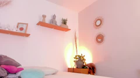 Snapshot of gallilea_marquez_ chatting on 05-15-26, 08:27 Galilea online show from 05-15-26, 08:27
