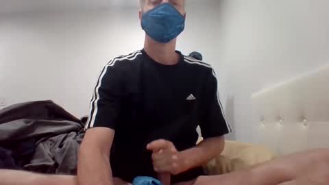 Snapshot of gamerboy200 chatting on 12-07-24, 01:40 gamerboy200 online show from 12-07-24, 01:40