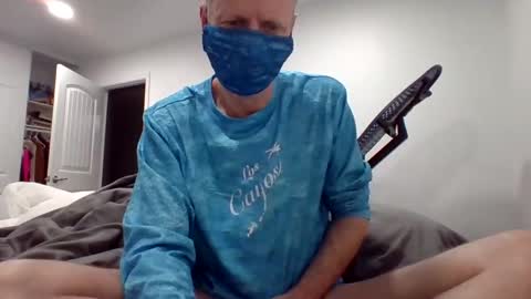 Snapshot of gamerboy200 chatting on 02-17-25, 08:30 gamerboy200 online show from 02-17-25, 08:30