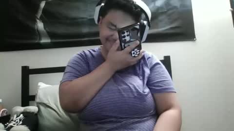 Snapshot of gamergurl3000 chatting on 12-01-25, 12:59 GamerGurl online show from 12-01-25, 12:59