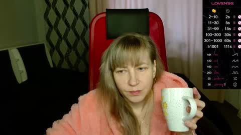 Janette online show from 12-20-25, 09:38