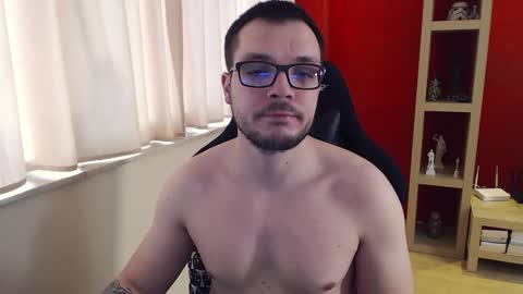 Snapshot of gangstalover8 chatting on 12-28-24, 08:58 GangstaLover online show from 12-28-24, 08:58