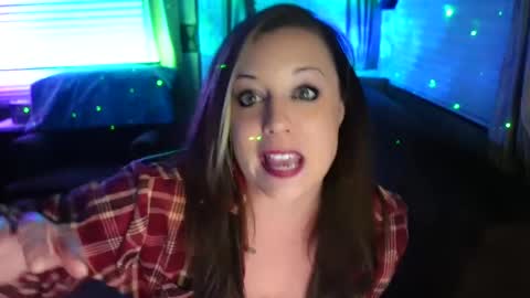 Snapshot of garagesex22 chatting on 02-18-25, 09:10 Jenna  - be back MONDAY night.  online show from 02-18-25, 09:10