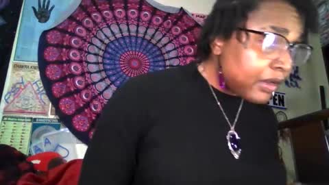 Gardenia online show from 04-14-26, 05:57