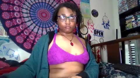 Gardenia online show from 05-16-26, 06:32