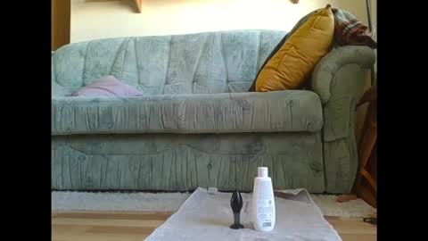 Snapshot of garfield42 chatting on 10-13-25, 09:20 Garfield online show from 10-13-25, 09:20