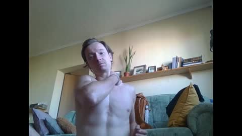 Snapshot of garfield42 chatting on 11-05-25, 11:21 Garfield online show from 11-05-25, 11:21