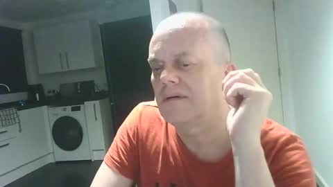 Snapshot of gary1862uk chatting on 10-16-25, 10:55 gary1862uk online show from 10-16-25, 10:55
