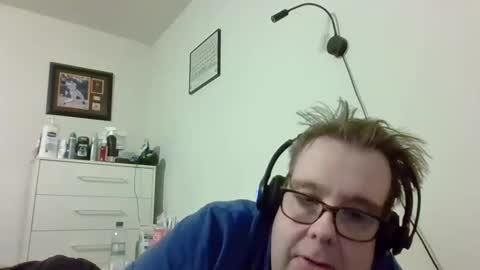 Gary online show from 11-19-25, 04:34