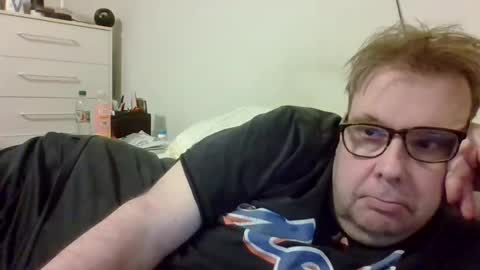 Gary online show from 04-21-26, 01:42