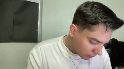 garypinepineapple online show from 06-03-26, 08:28