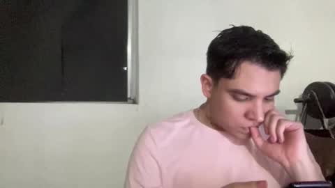 garypinepineapple online show from 06-07-26, 02:27