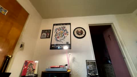 marvin pumpt online show from 12-18-25, 07:09