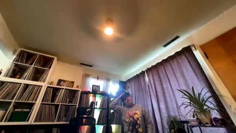 marvin pumpt online show from 12-22-25, 06:16