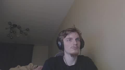 Snapshot of gasturfahe chatting on 02-11-25, 04:01 gasturfahe online show from 02-11-25, 04:01