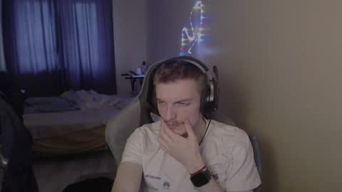 Snapshot of gasturfahe chatting on 03-12-25, 02:23 gasturfahe online show from 03-12-25, 02:23