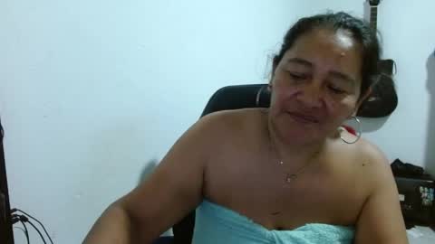 Snapshot of gatika_sexy chatting on 05-18-26, 11:32 katia online show from 05-18-26, 11:32
