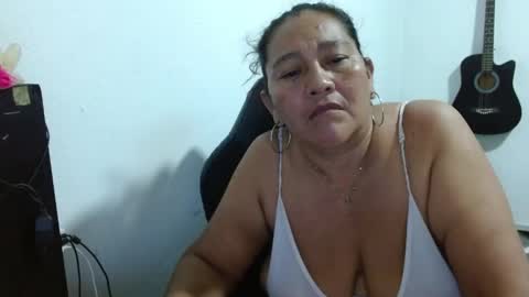 Snapshot of gatika_sexy chatting on 06-01-26, 12:45 katia online show from 06-01-26, 12:45