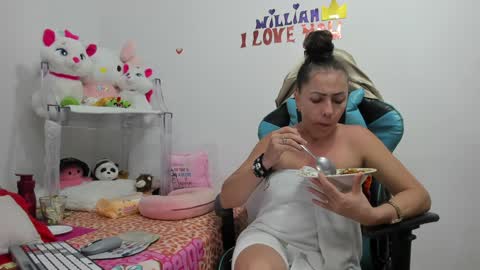 Mfe online show from 01-22-25, 01:31