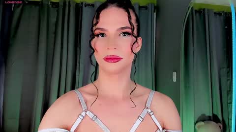 Vnecis Marn online show from 01-21-25, 02:05