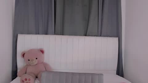 Vnecis Marn online show from 10-24-25, 11:56