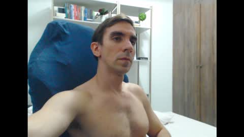 gatosarado23 online show from 01-19-25, 03:29