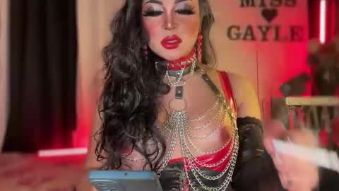 gayle online show from 11-26-25, 01:12