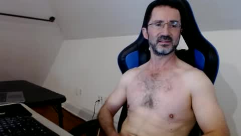 Snapshot of gbrlkndr chatting on 06-23-26, 04:16 gbrlkndr online show from 06-23-26, 04:16