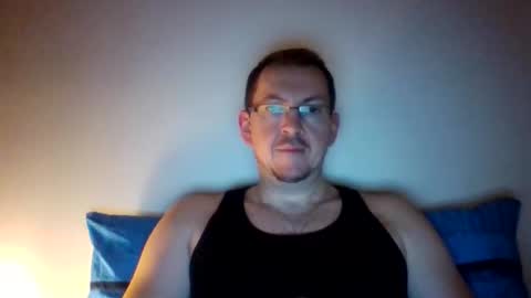 Snapshot of geilerwixxer27 chatting on 11-10-25, 10:53 geilerwixxer27 online show from 11-10-25, 10:53