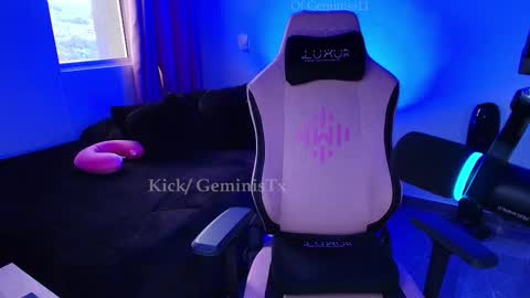 geminis11 online show from 10-24-25, 08:38