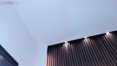    online show from 02-09-25, 02:40