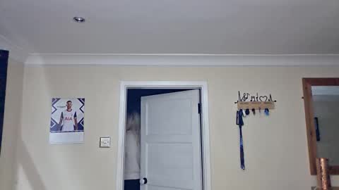 gemmaquinzel online show from 11-18-25, 04:33