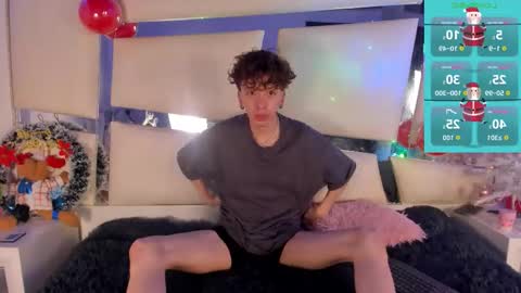 Snapshot of genesis_ask chatting on 12-14-25, 06:41 Genesis online show from 12-14-25, 06:41