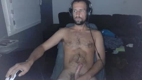 Snapshot of genie_lamps chatting on 10-31-25, 10:00 Edouard online show from 10-31-25, 10:00