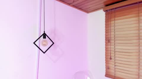 Sofia online show from 12-20-25, 04:08