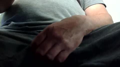 Snapshot of gent063 chatting on 09-30-25, 12:10 gent063 online show from 09-30-25, 12:10