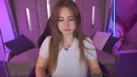 gentleadellee online show from 11-23-25, 01:22