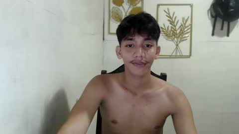 Rayl online show from 10-03-25, 01:52