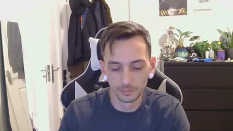 georgek0011 online show from 01-18-26, 09:18