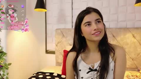 Snapshot of georgia_candy chatting on 07-14-26, 10:43 georgia_candy online show from 07-14-26, 10:43