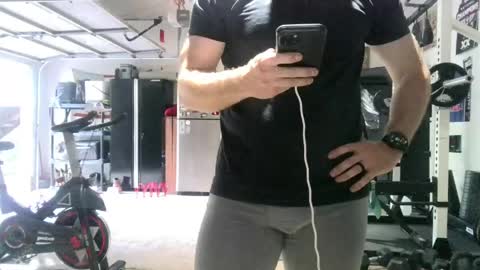 georgiaboy11 online show from 04-16-26, 09:39