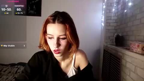 Snapshot of georgianahaeussler chatting on 06-28-26, 03:51 Ellie online show from 06-28-26, 03:51