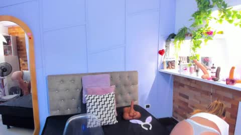 Georgina Coule online show from 04-05-26, 12:02