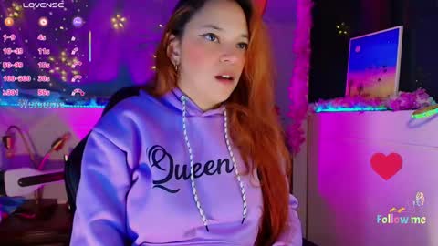 georgina_moschino online show from 10-13-25, 10:54