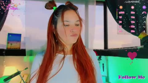 georgina_moschino online show from 04-22-26, 10:33