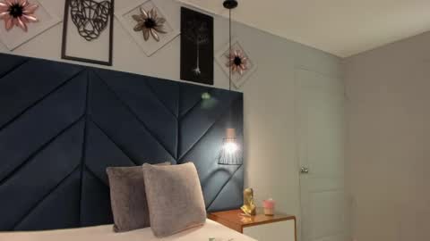 Georgina  online show from 04-23-26, 12:29