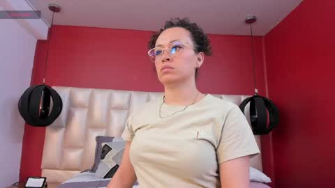 Georgina  online show from 04-22-26, 11:34