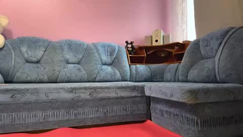 Lily online show from 04-29-26, 06:28