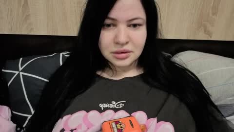 Snapshot of german_eva chatting on 05-10-26, 02:22 Eva online show from 05-10-26, 02:22