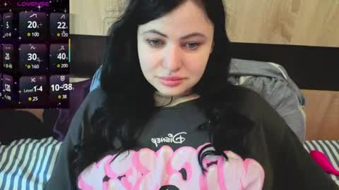Snapshot of german_eva chatting on 06-11-26, 08:34 Eva online show from 06-11-26, 08:34